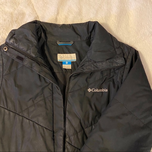Columbia Jacket🖤 - Picture 2 of 2